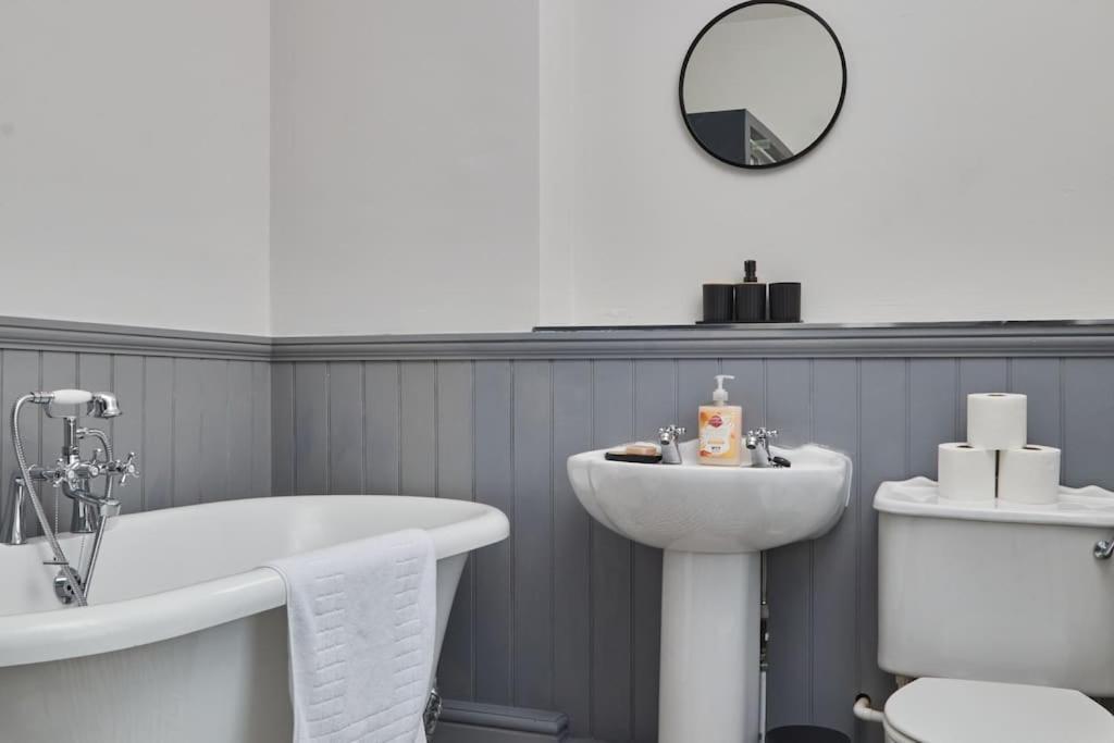 Cosy 3-Bedroom House In Seaham - Street Parking Zewnętrze zdjęcie